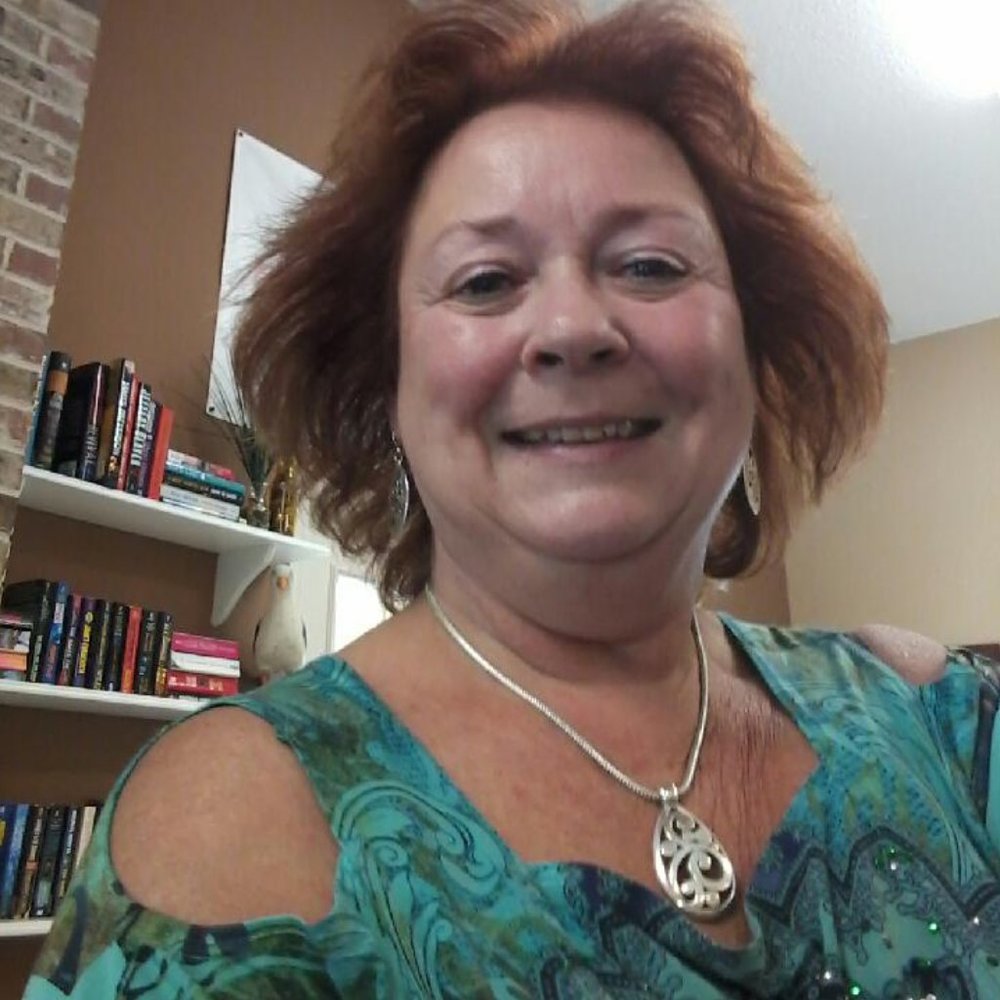 Meet your Posher, Monica